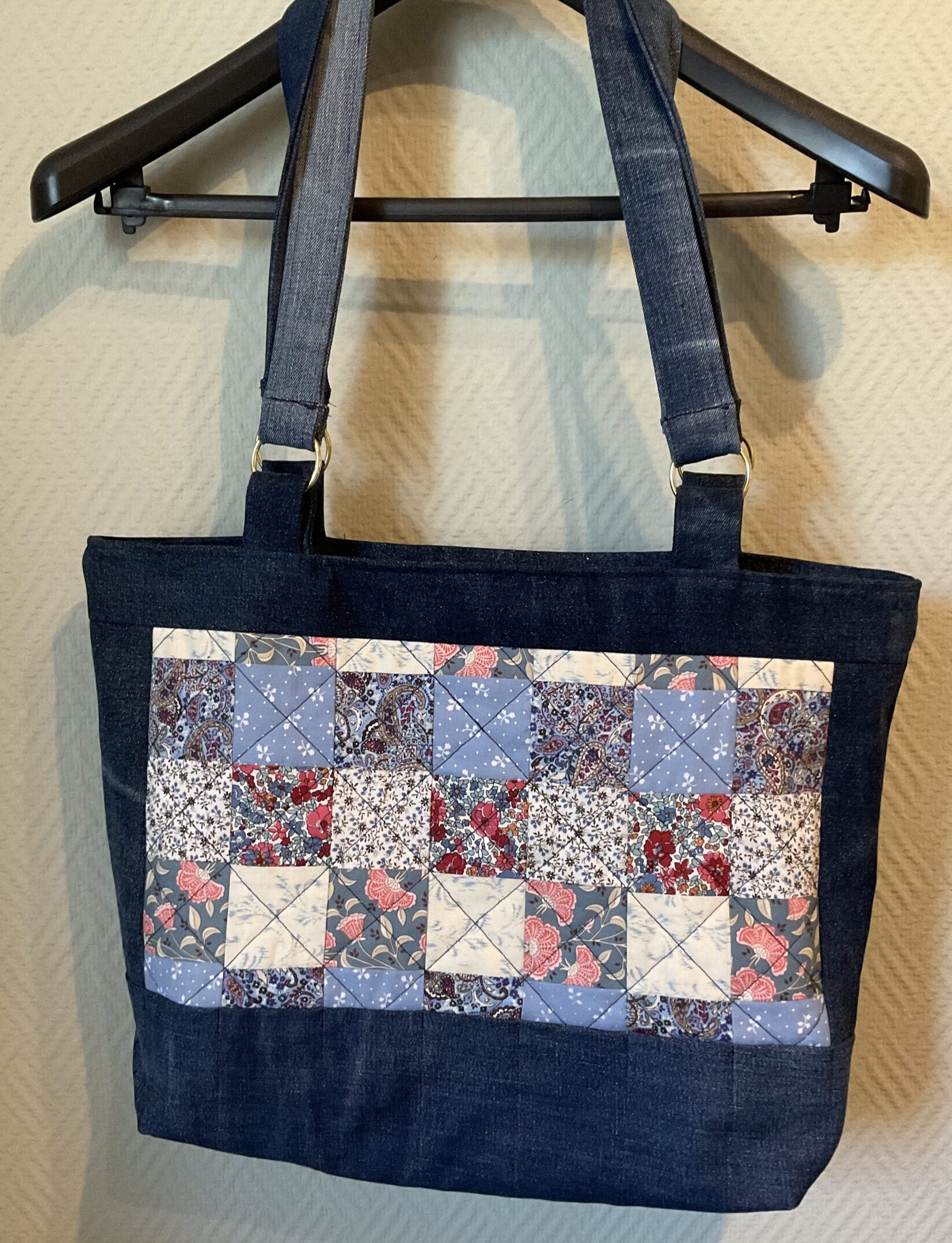 Taske af jeans - med patchwork