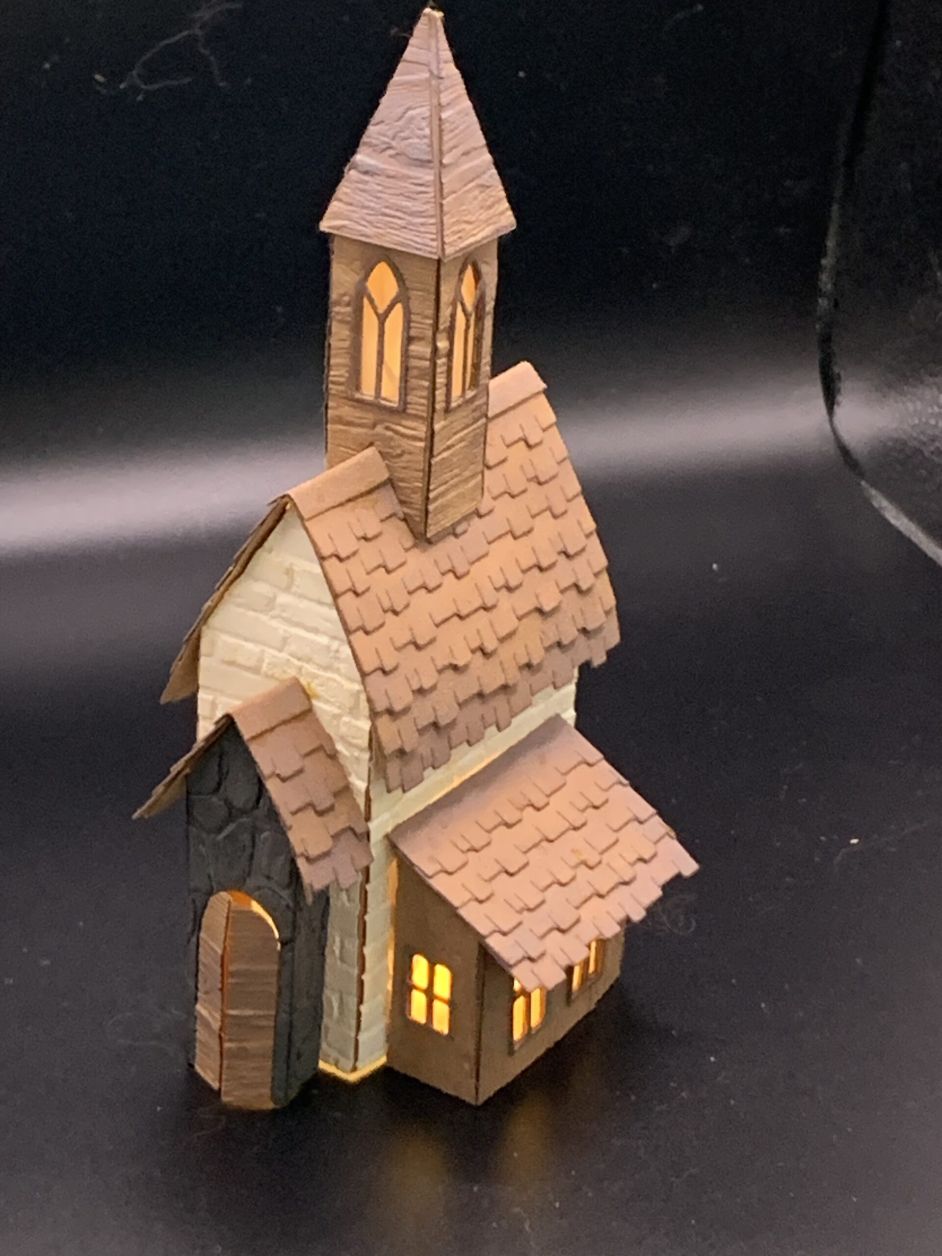 Minikirke med lys